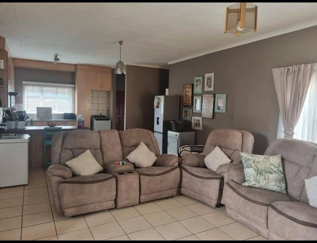 3 BEDROOM HOUSE FOR SALE IN BRAKPAN NORTH